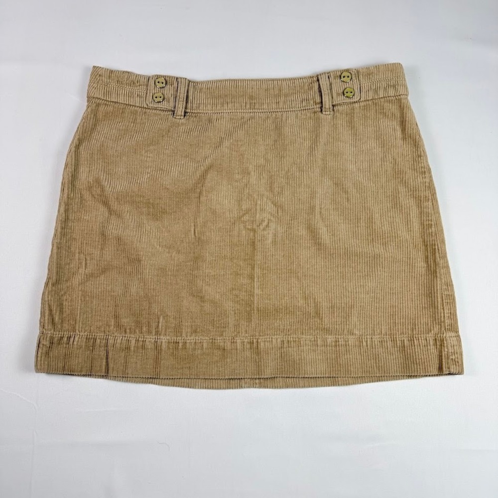 Ann Taylor LOFT Tan Corduroy Skirt Khaki Back Zip Size 8 Buttons Back Pockets